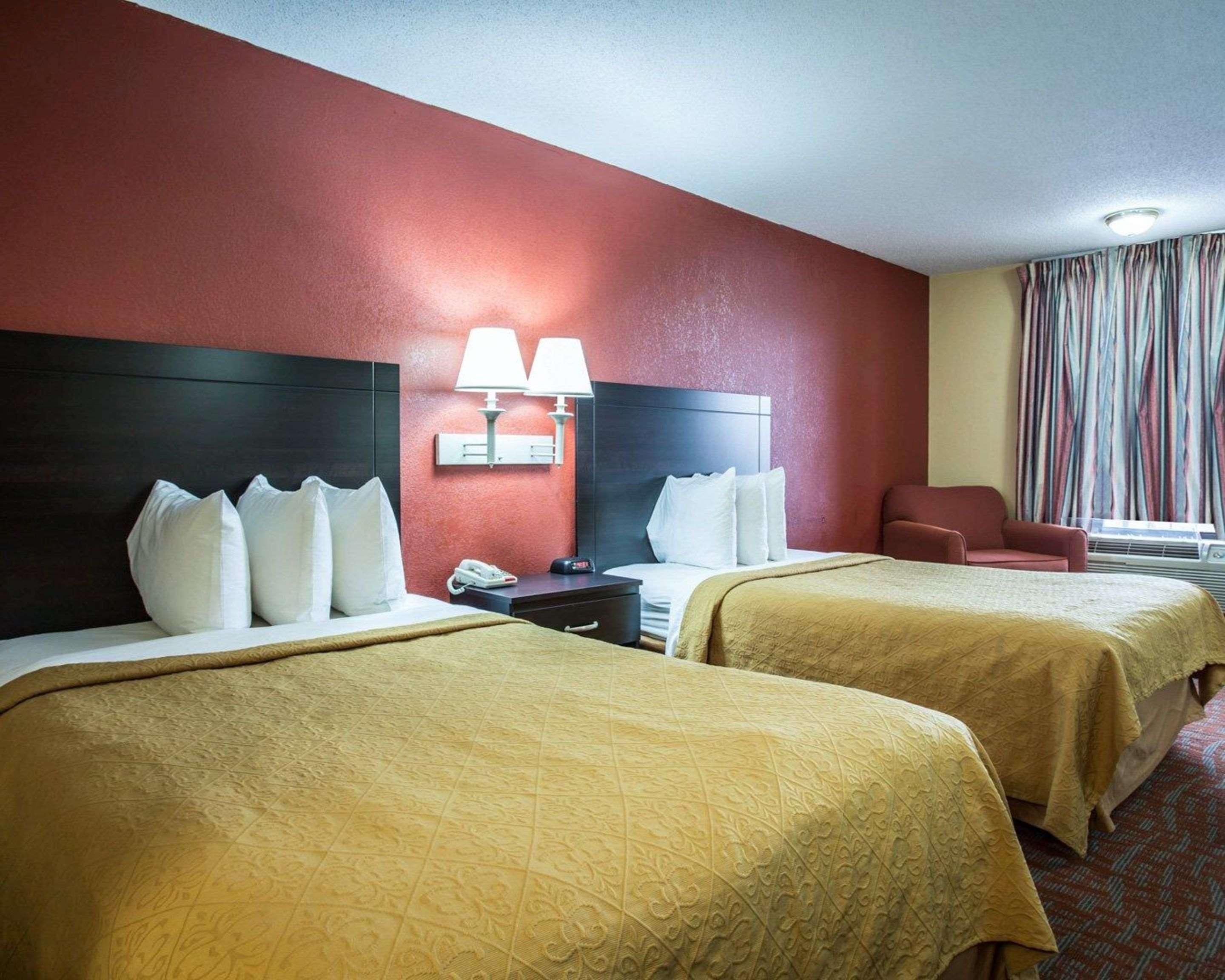Quality Inn & Suites 먼로 외부 사진