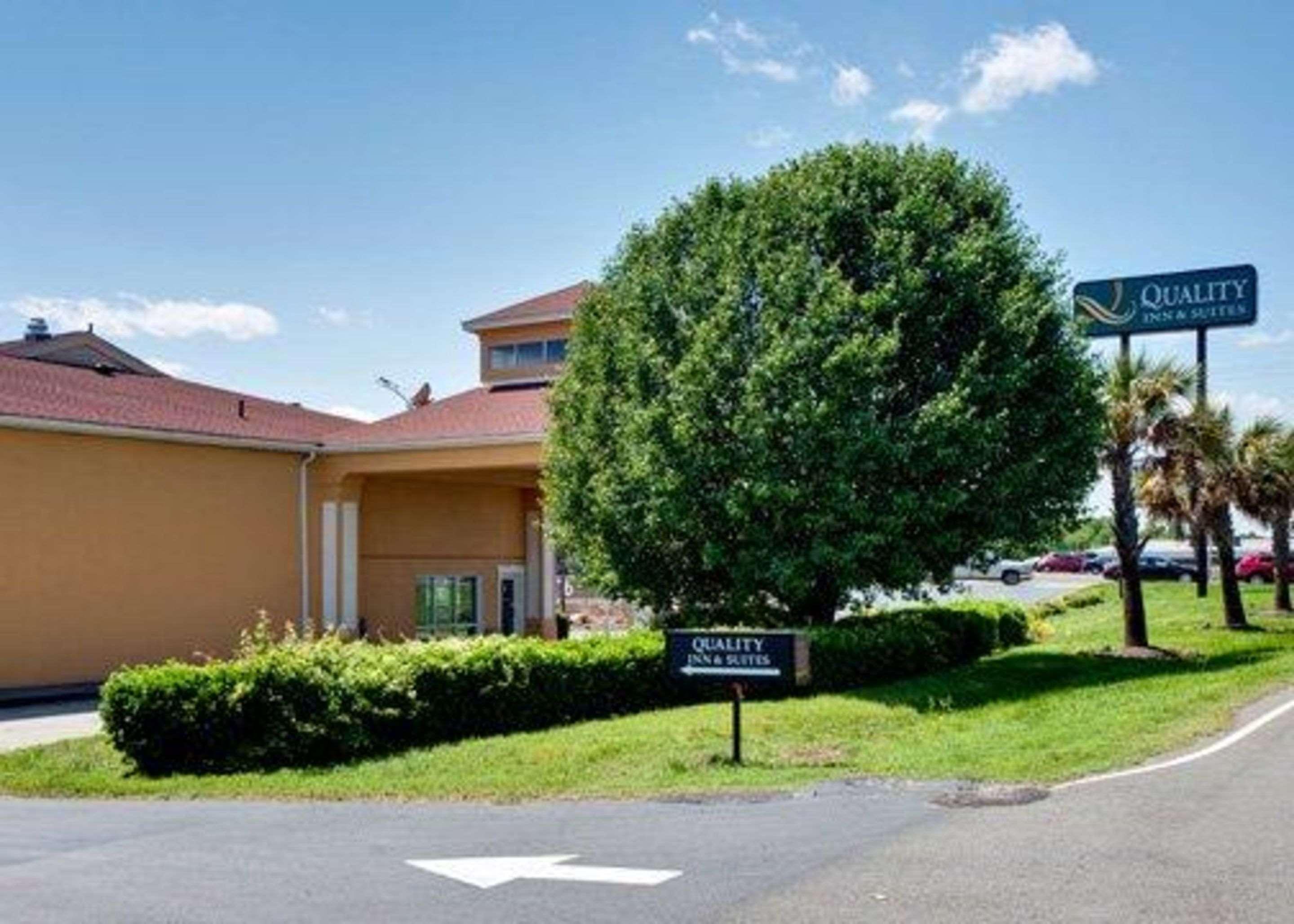 Quality Inn & Suites 먼로 외부 사진