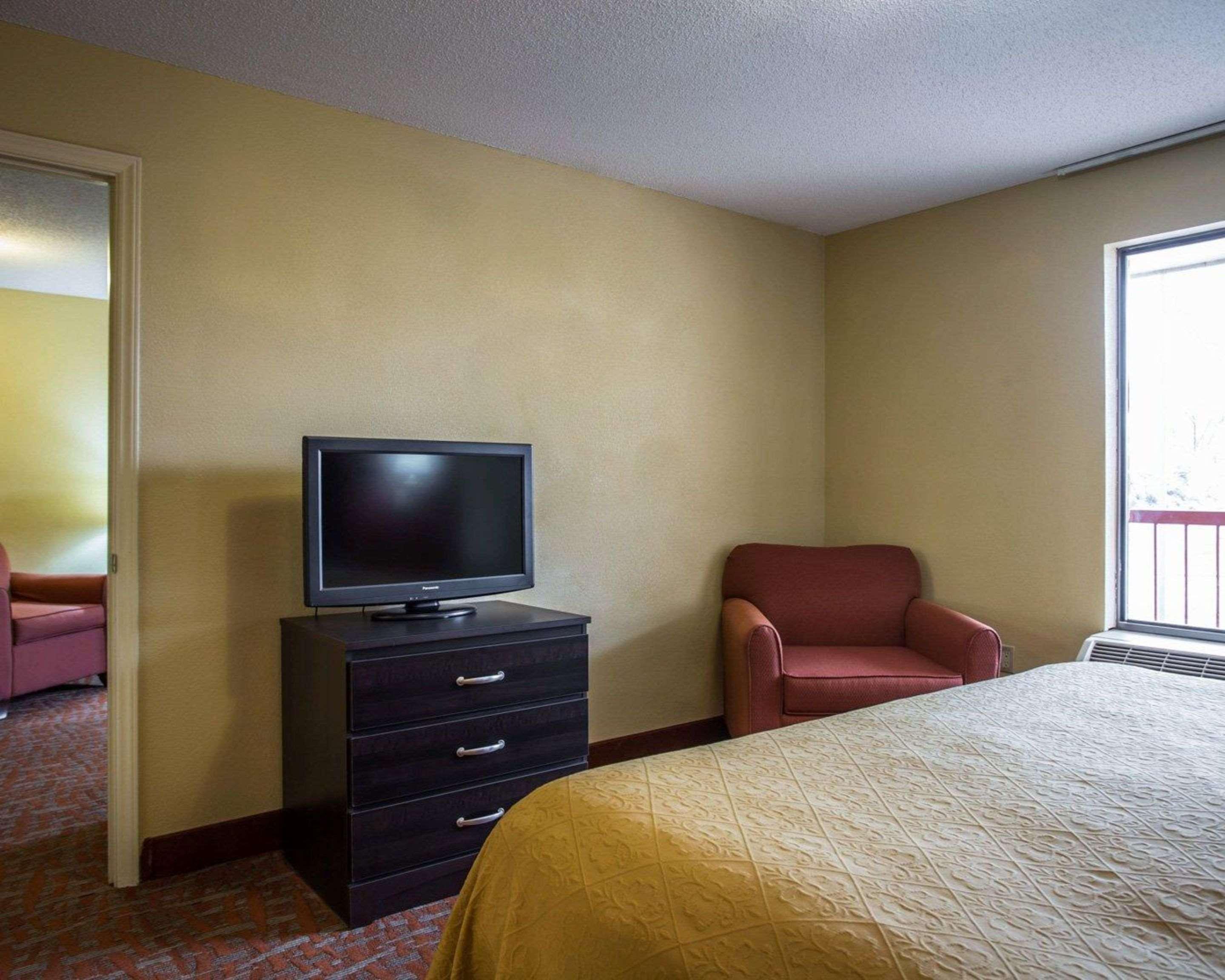 Quality Inn & Suites 먼로 외부 사진