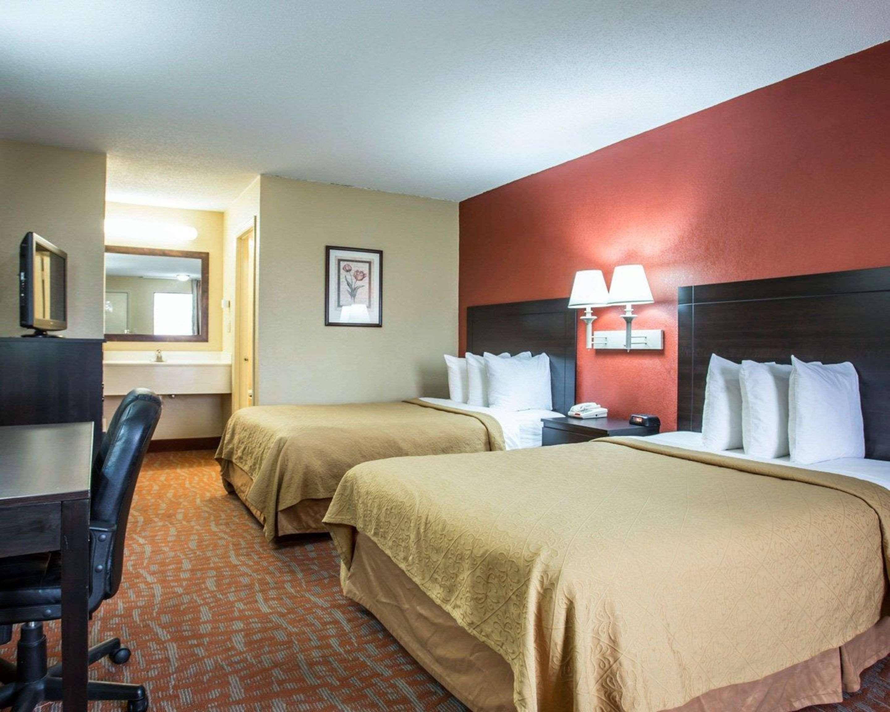 Quality Inn & Suites 먼로 외부 사진