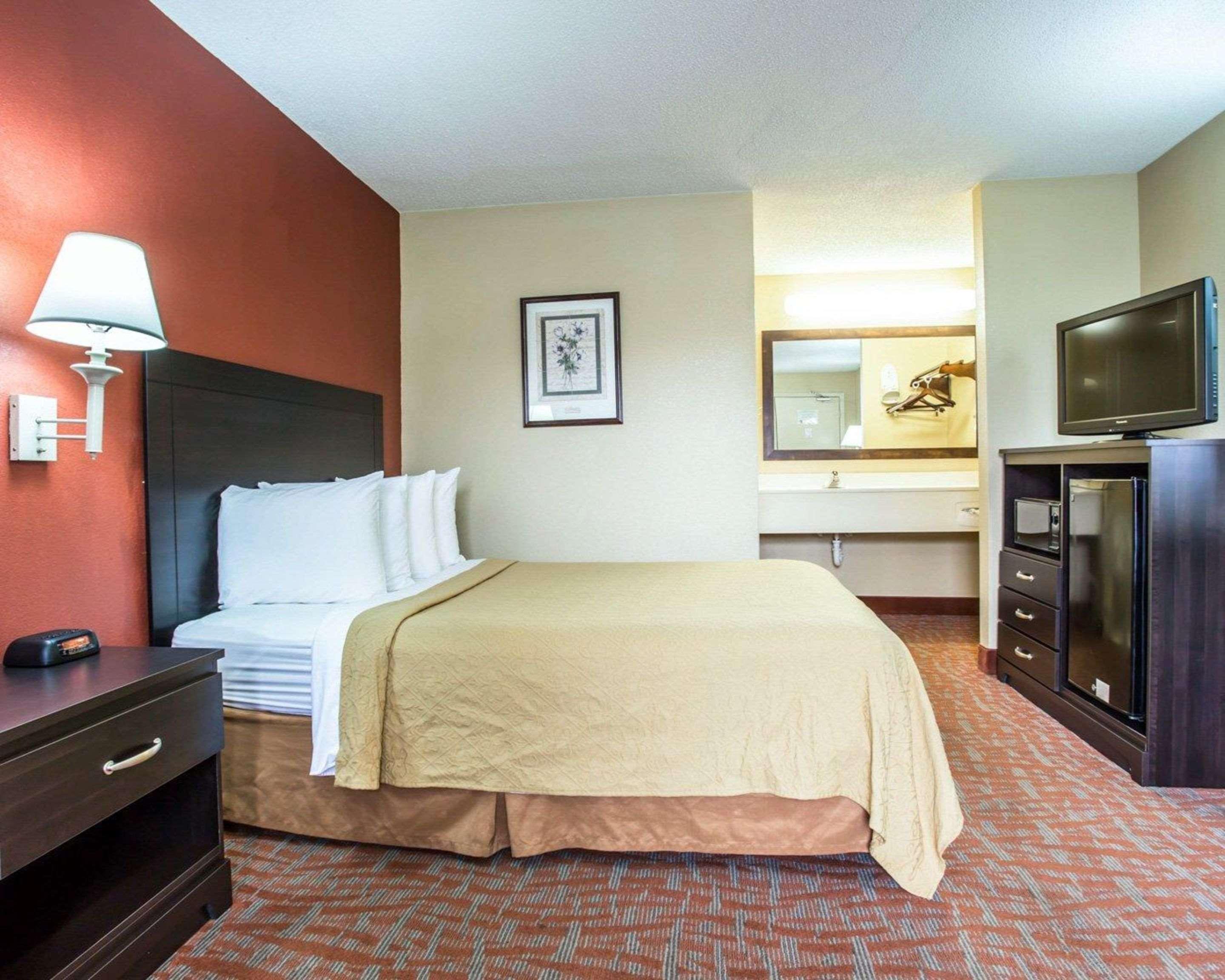 Quality Inn & Suites 먼로 외부 사진