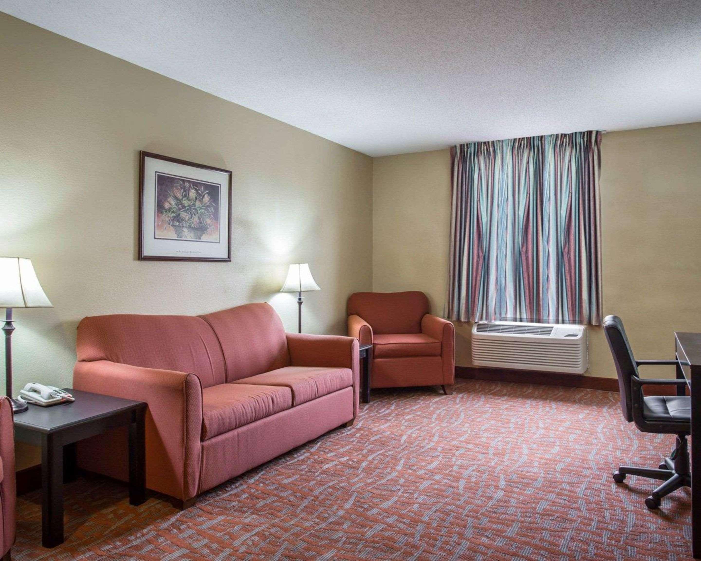 Quality Inn & Suites 먼로 외부 사진